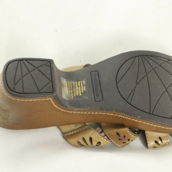 CROFT & BARROW Strappy Cutout Leather Sandals - Picture 8 of 8